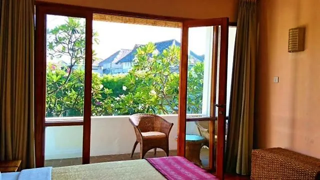 Kunang Villa *